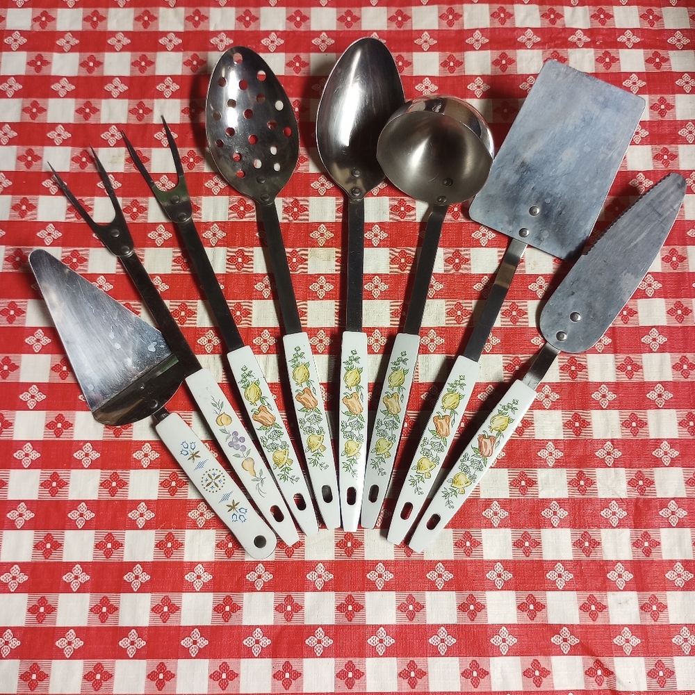 Vintage Ekco Kitchen Utensils Set